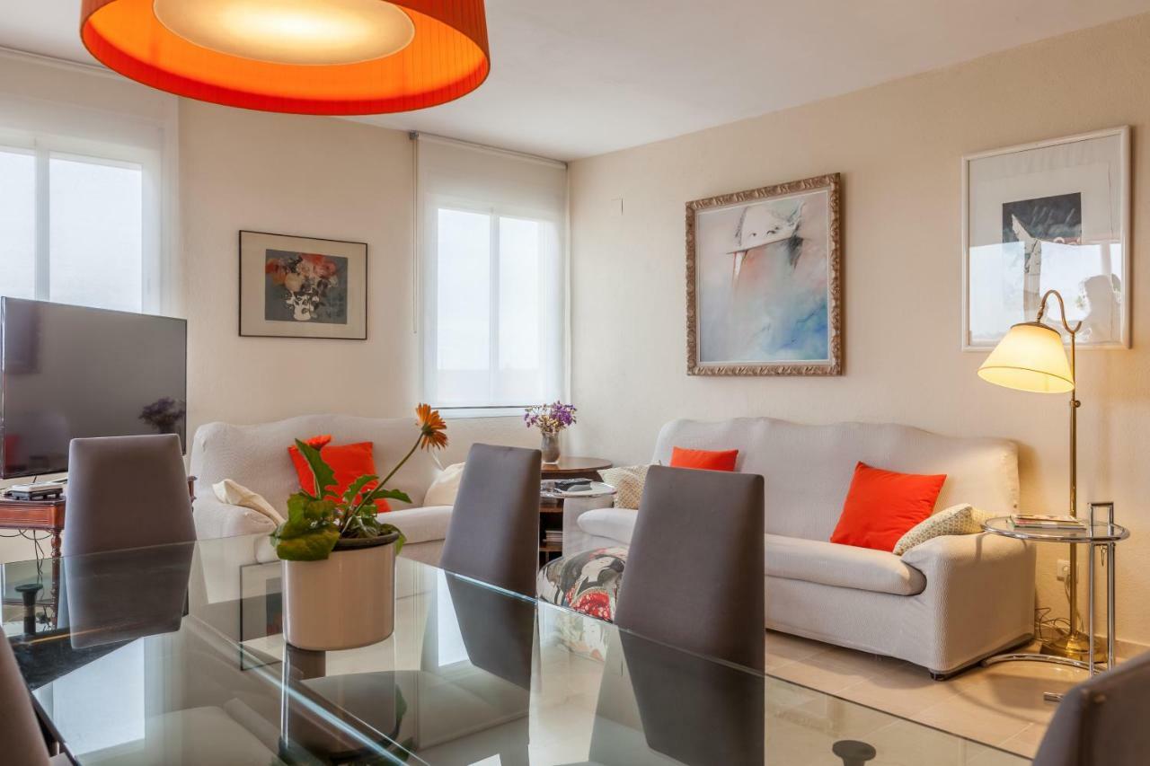 Apartamento Ático con piscina, gran terraza, AC, 2 hab Mairena del Aljarafe Exterior foto